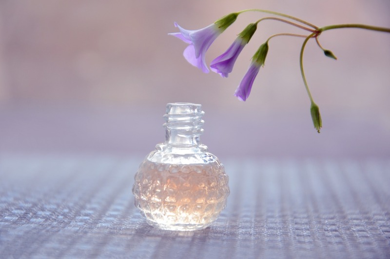 Perfumeria niszowa — to warto wiedzieć